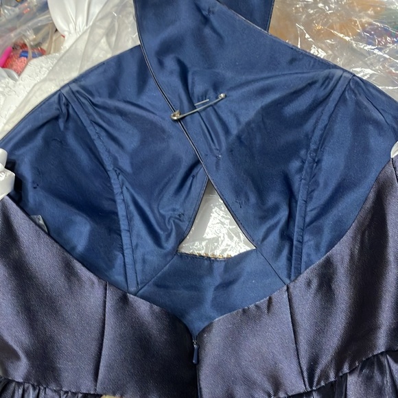 Rachel Allen formal dress size 4 - Picture 6 of 10